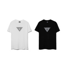 LESS - L TRIANGLE TEE